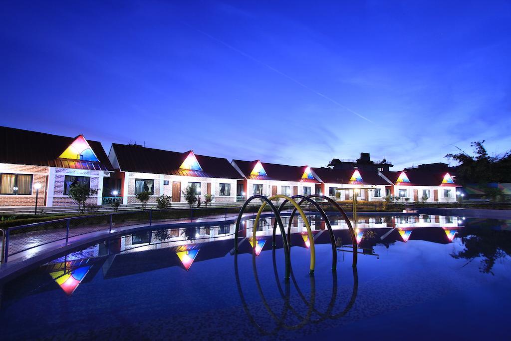 Hotel Jal Mahal Pokhara Exterior foto